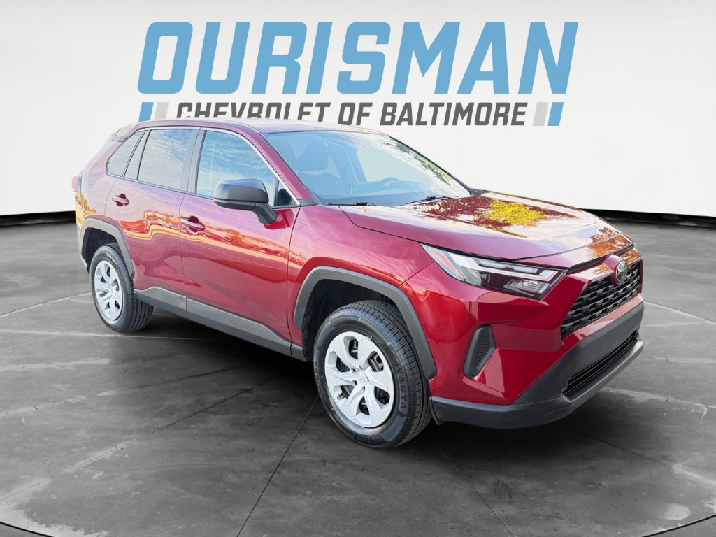 Used 2024 Toyota RAV4 LE FWD image 1