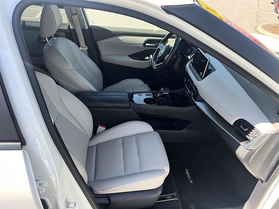 Certified 2023 Nissan Rogue SV w/ SV Premium B Package FWD image 17