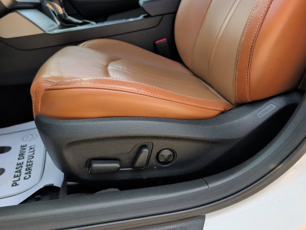 Used 2015 Hyundai Sonata Limited FWD image 9