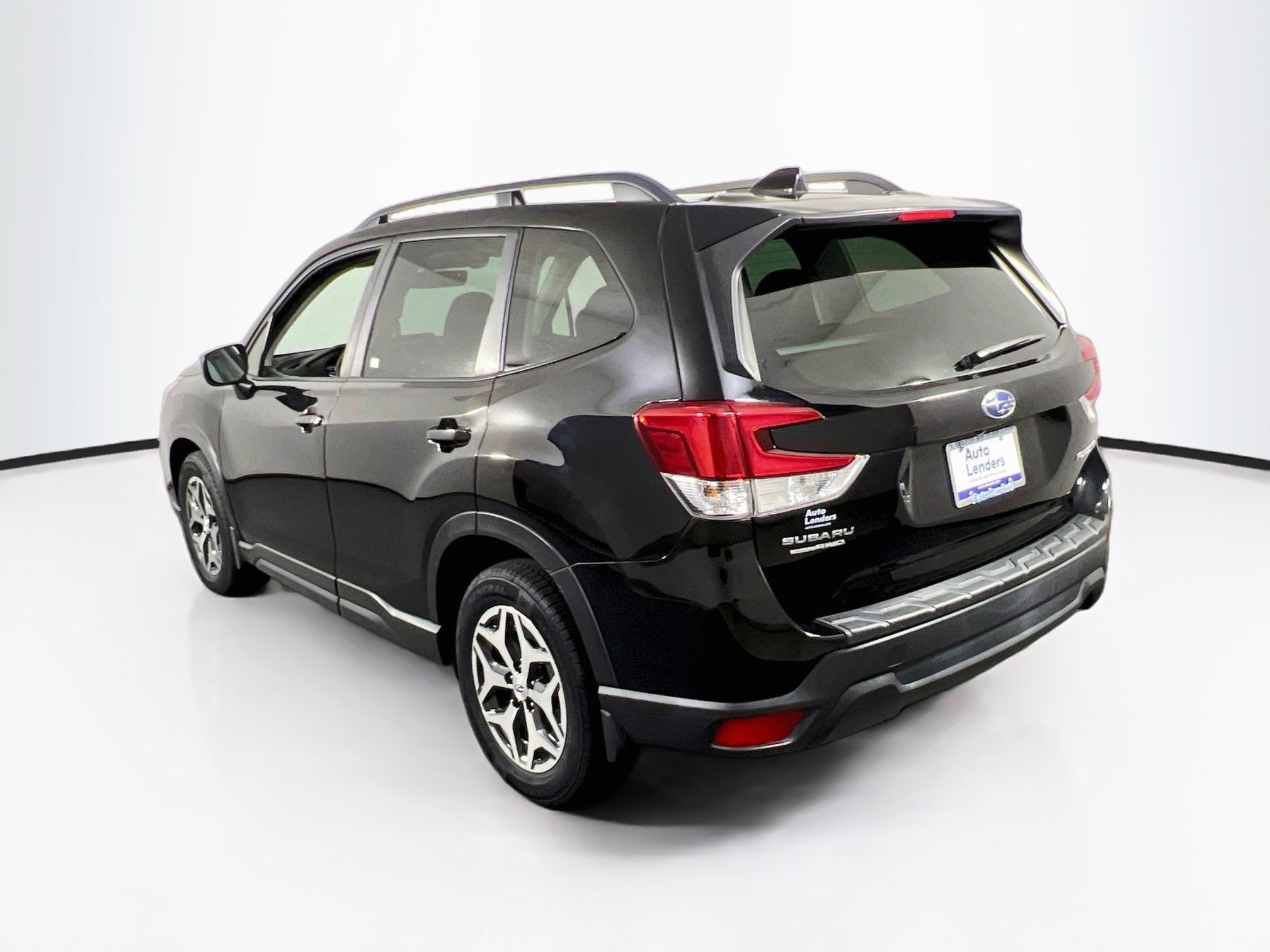 Used 2020 Subaru Forester Premium AWD/4WD image 7