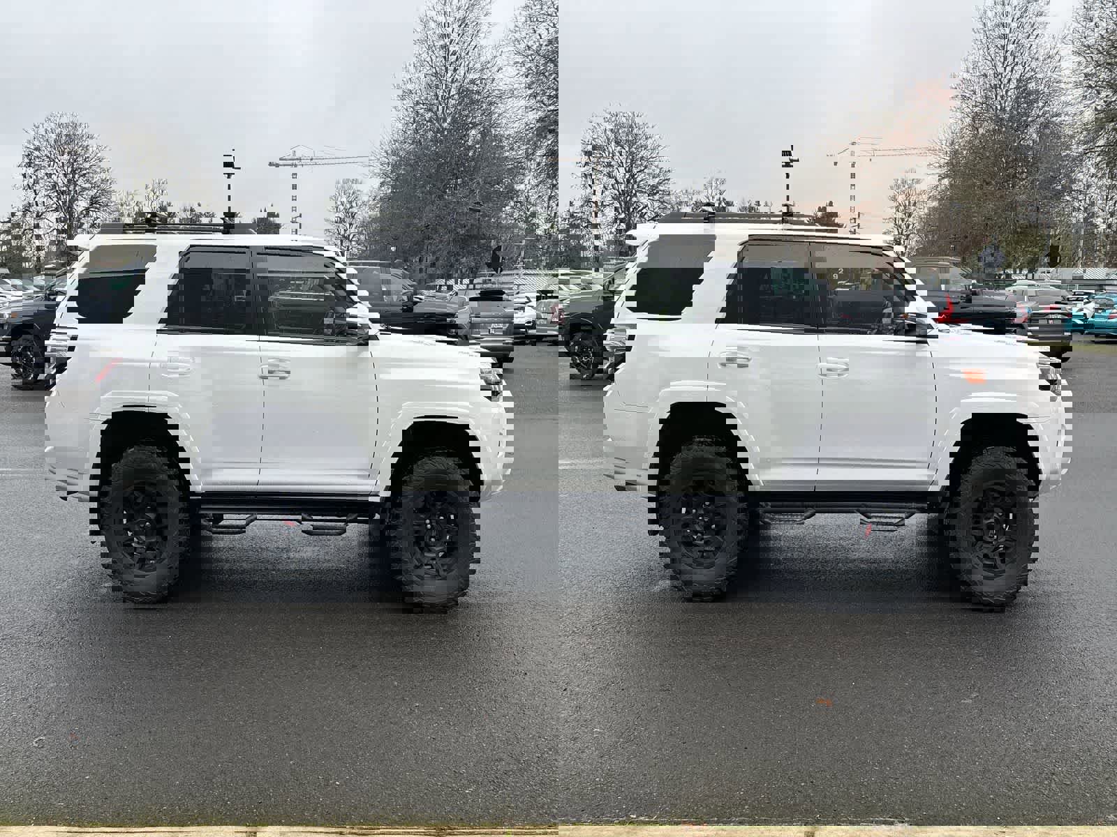 Used 2018 Toyota 4Runner SR5 Premium image 5