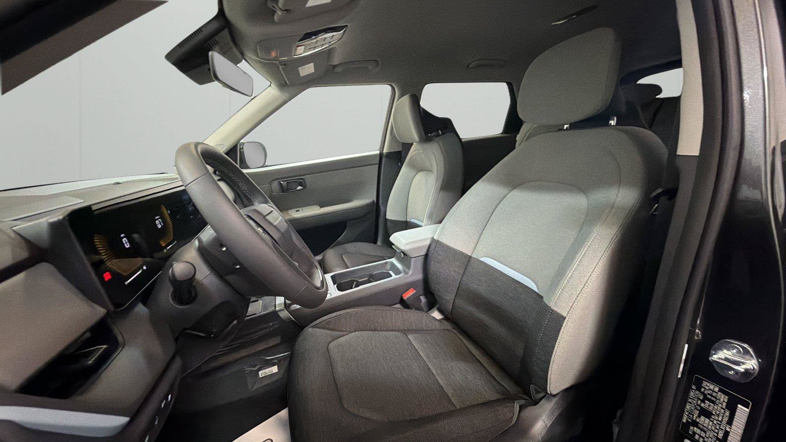 New 2027 Kia Seltos S FWD image 10