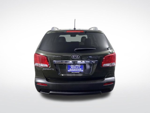 Used 2013 Kia Sorento LX w/ Convenience Pkg FWD image 9
