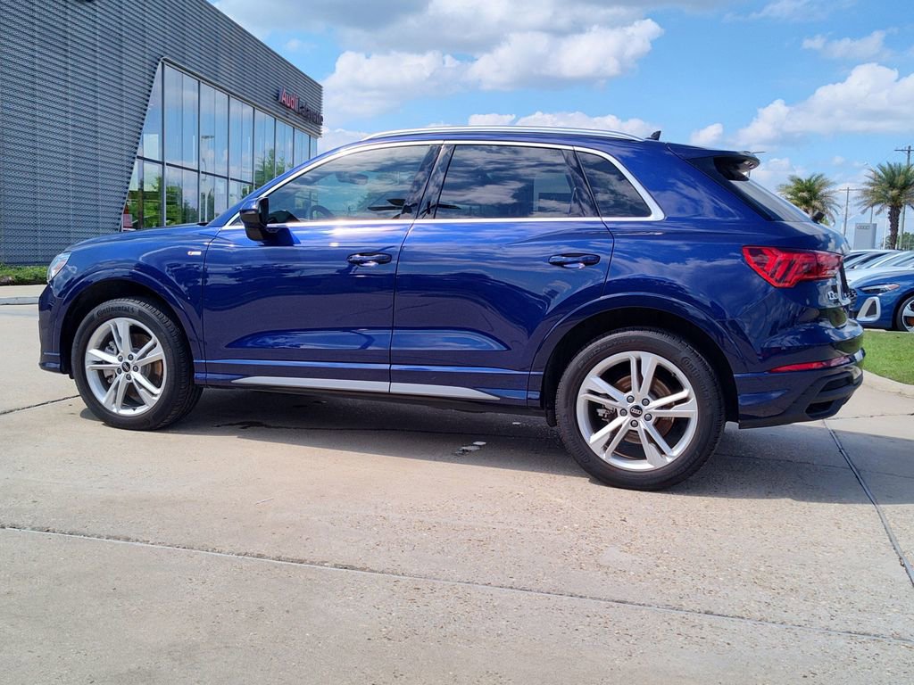 Used 2023 Audi Q3 2.0T Premium w/ Convenience Package AWD/4WD image 5
