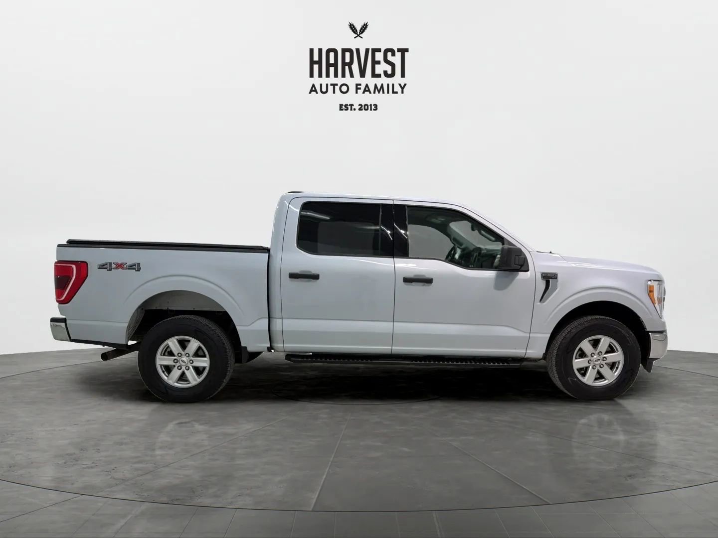 Used 2022 Ford F150 XLT w/ Equipment Group 301A Mid AWD/4WD image 8