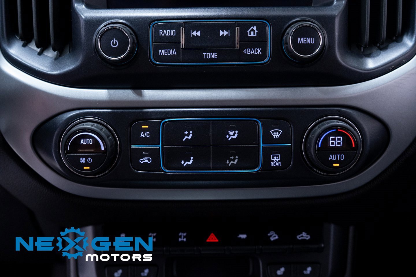 Used 2018 Chevrolet Colorado ZR2 image 14