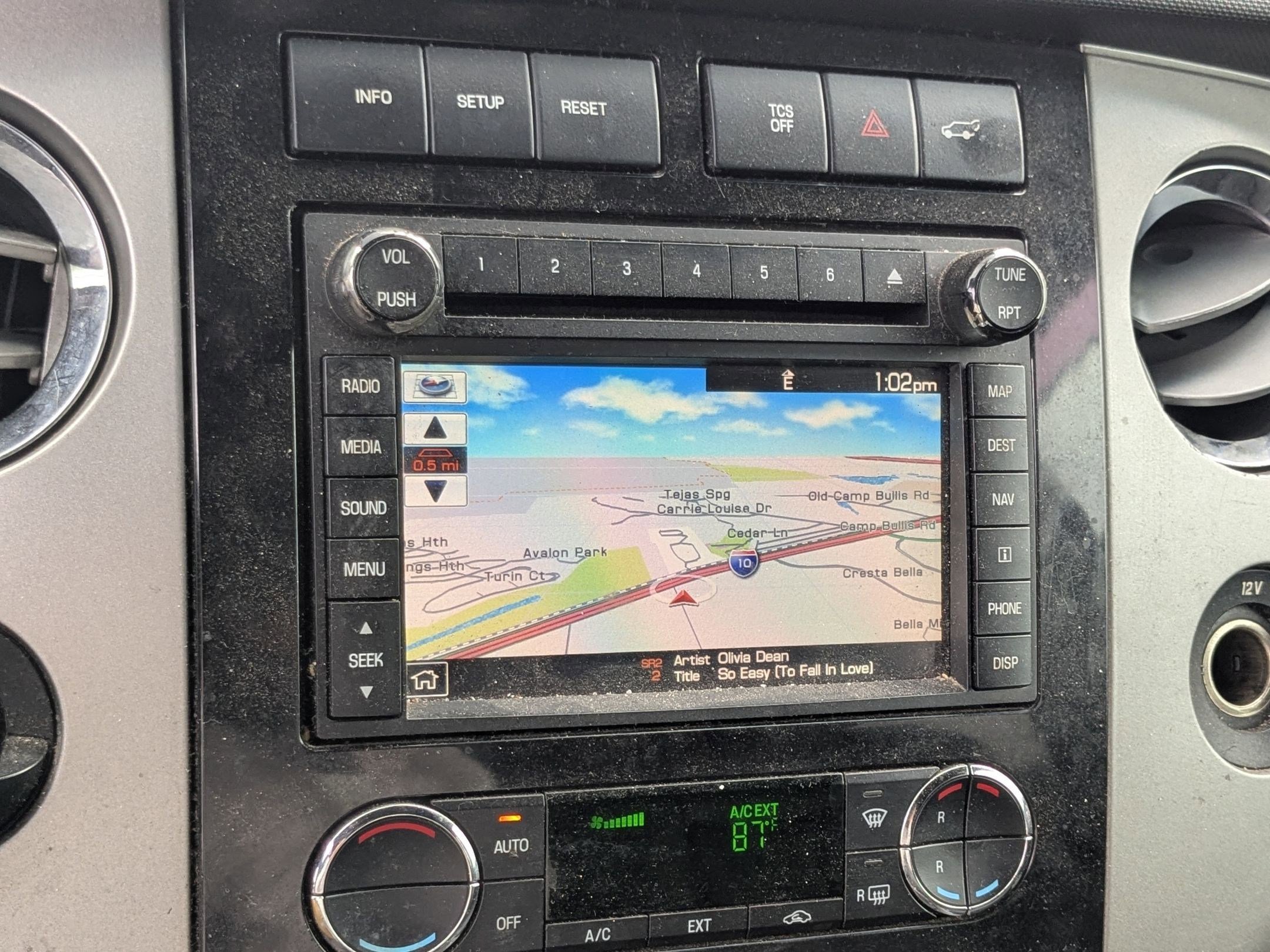 Used 2014 Ford Expedition Limited w/ Equipment Group 301A RWD image 17