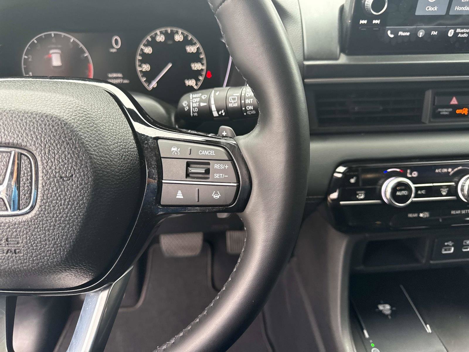 Certified 2024 Honda Pilot EX-L image 33