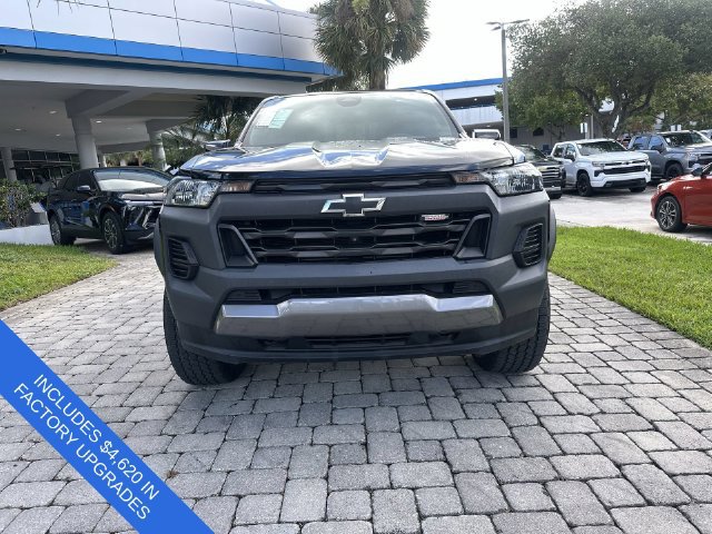 Used 2023 Chevrolet Colorado Trail Boss AWD/4WD image 18