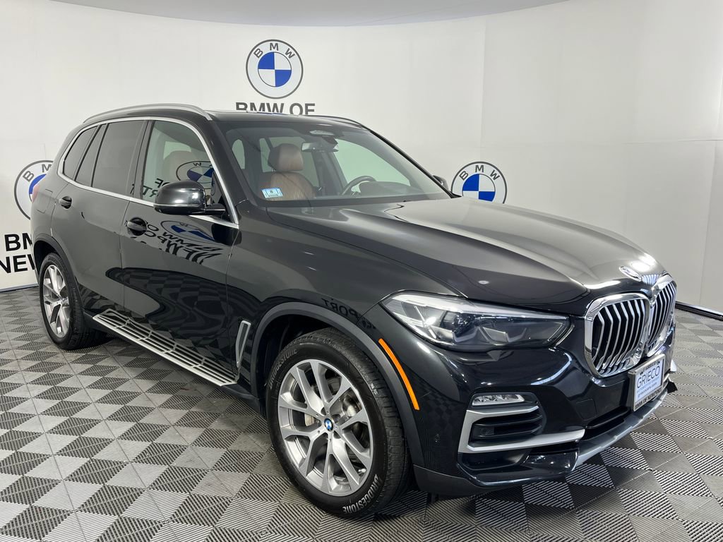 Used 2021 BMW X5 xDrive40i w/ Premium Package 2 AWD/4WD video 1