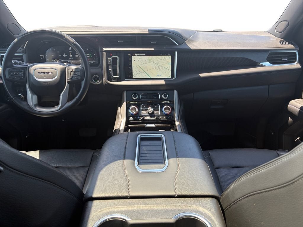 Certified 2024 GMC Yukon Denali w/ Denali Reserve Package AWD/4WD image 12