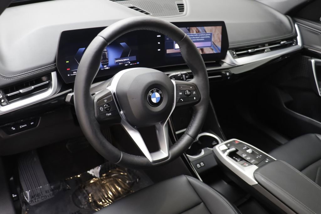 Certified 2026 BMW X1 xDrive28i AWD/4WD image 6