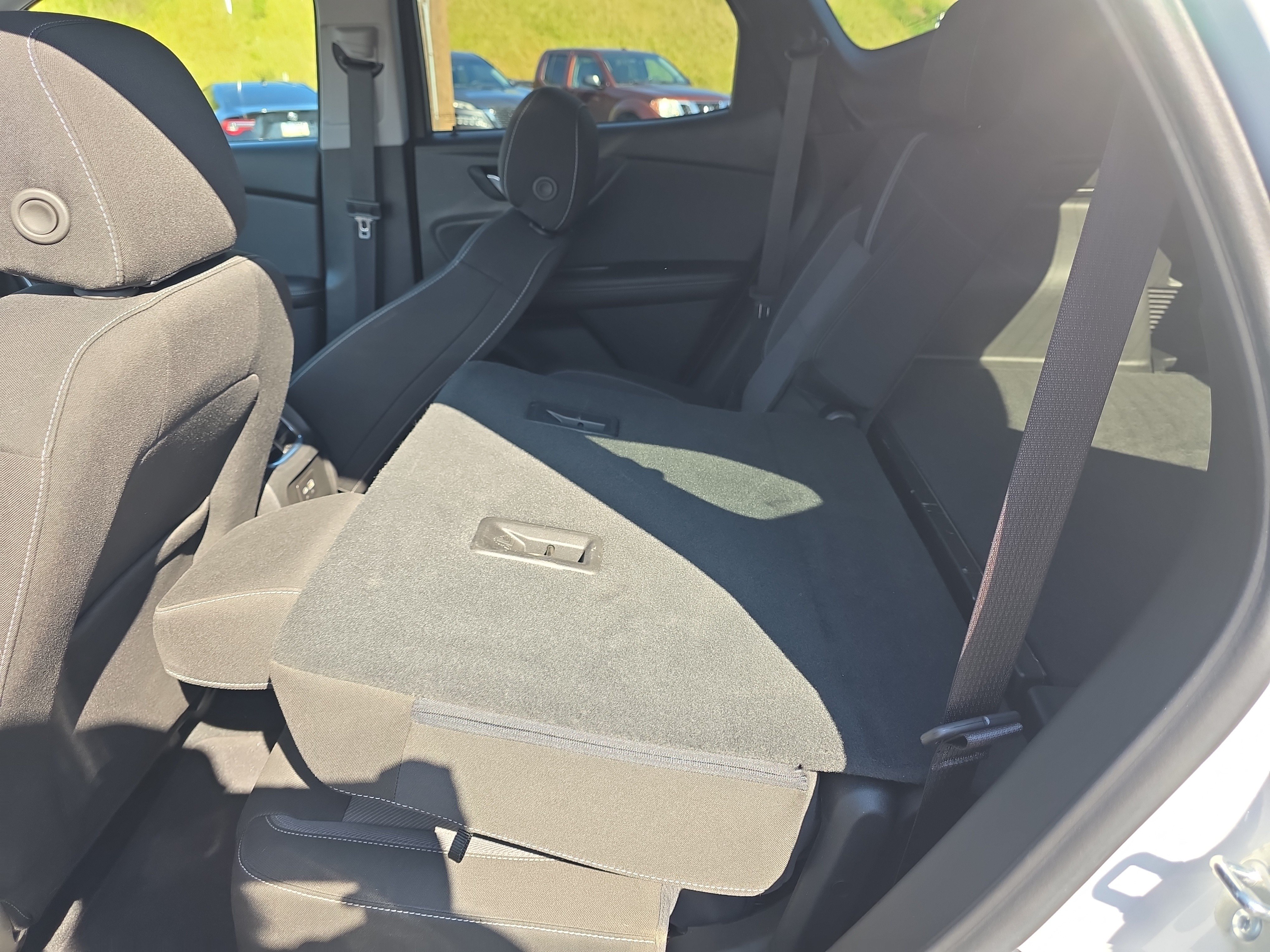 Used 2025 Chevrolet Blazer LT AWD/4WD image 14