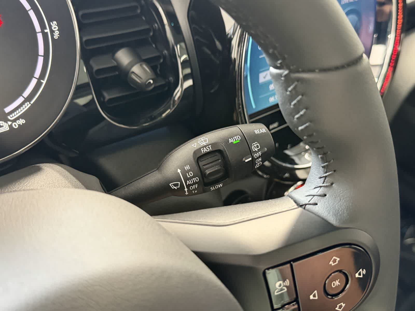 Used 2024 MINI Cooper SE FWD image 16