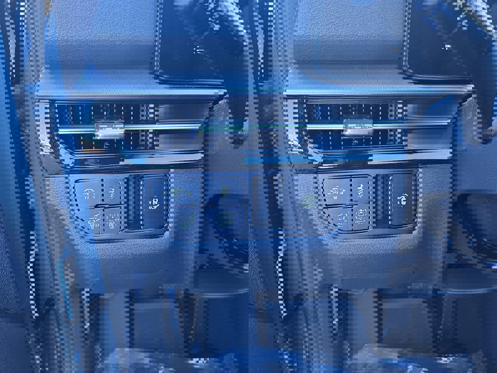 New 2026 Kia Sportage EX image 28