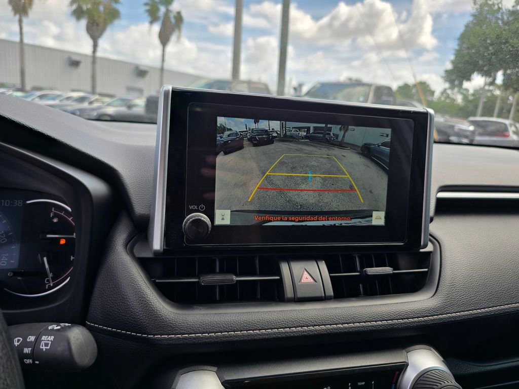 Used 2025 Toyota RAV4 LE image 21