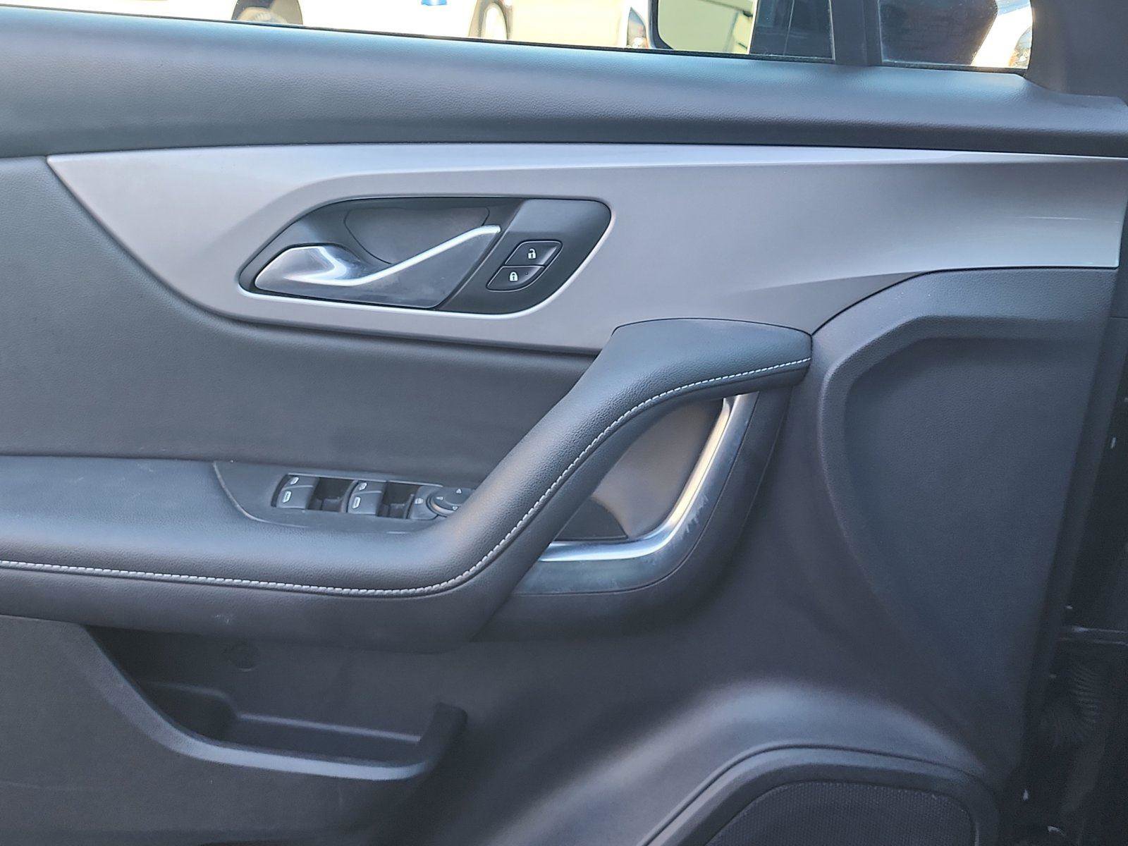 Used 2023 Chevrolet Blazer LT image 18