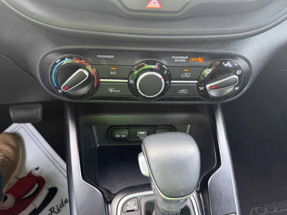 Used 2020 Kia Soul GT-Line FWD image 22
