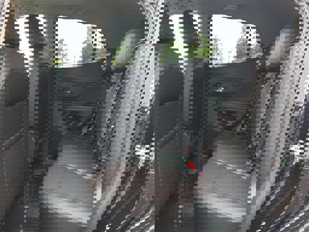 Used 2020 Buick Encore Preferred image 26