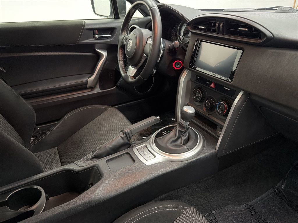 Used 2020 Toyota 86 image 22