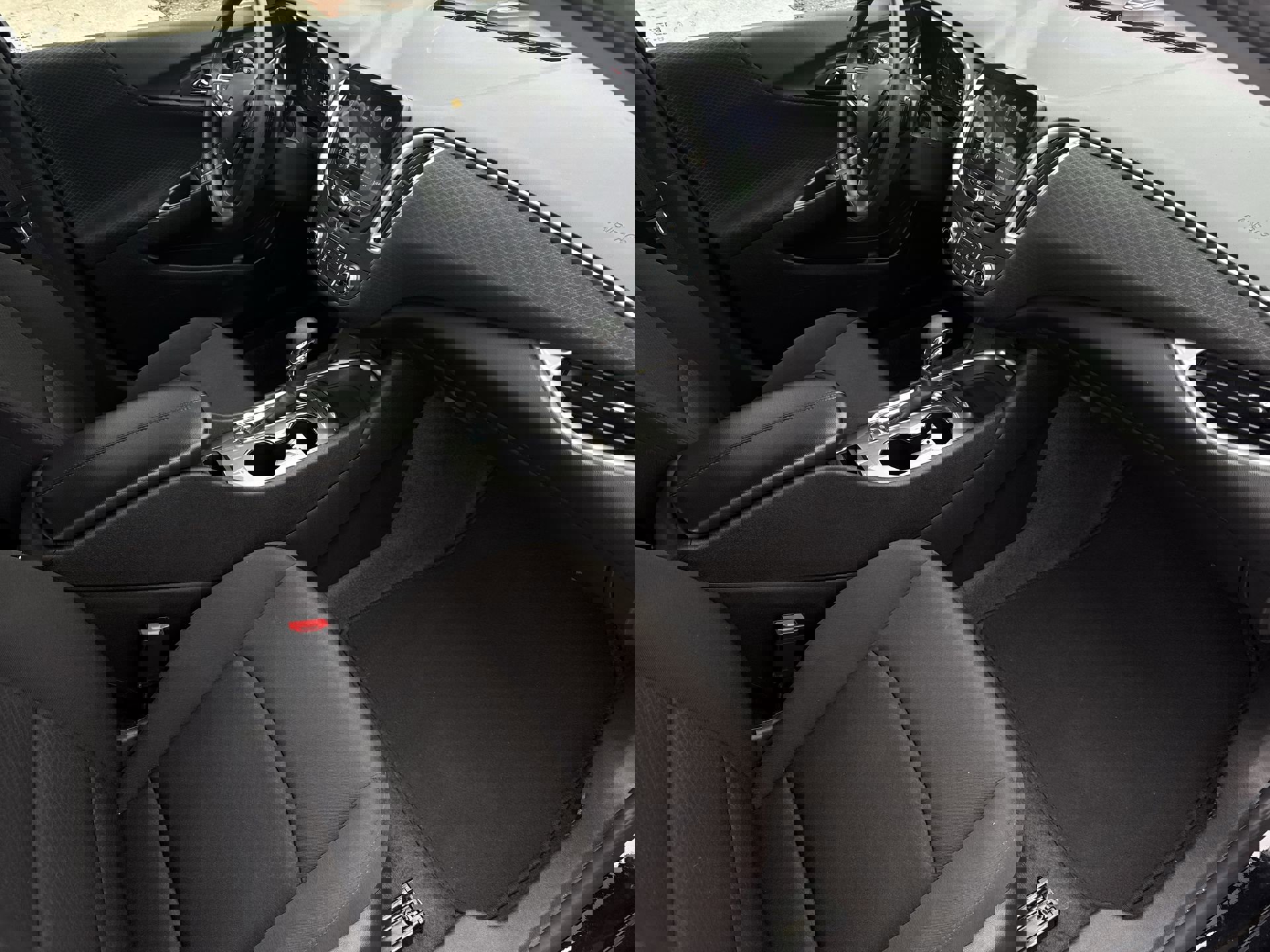 Certified 2024 Chevrolet Malibu LT image 30