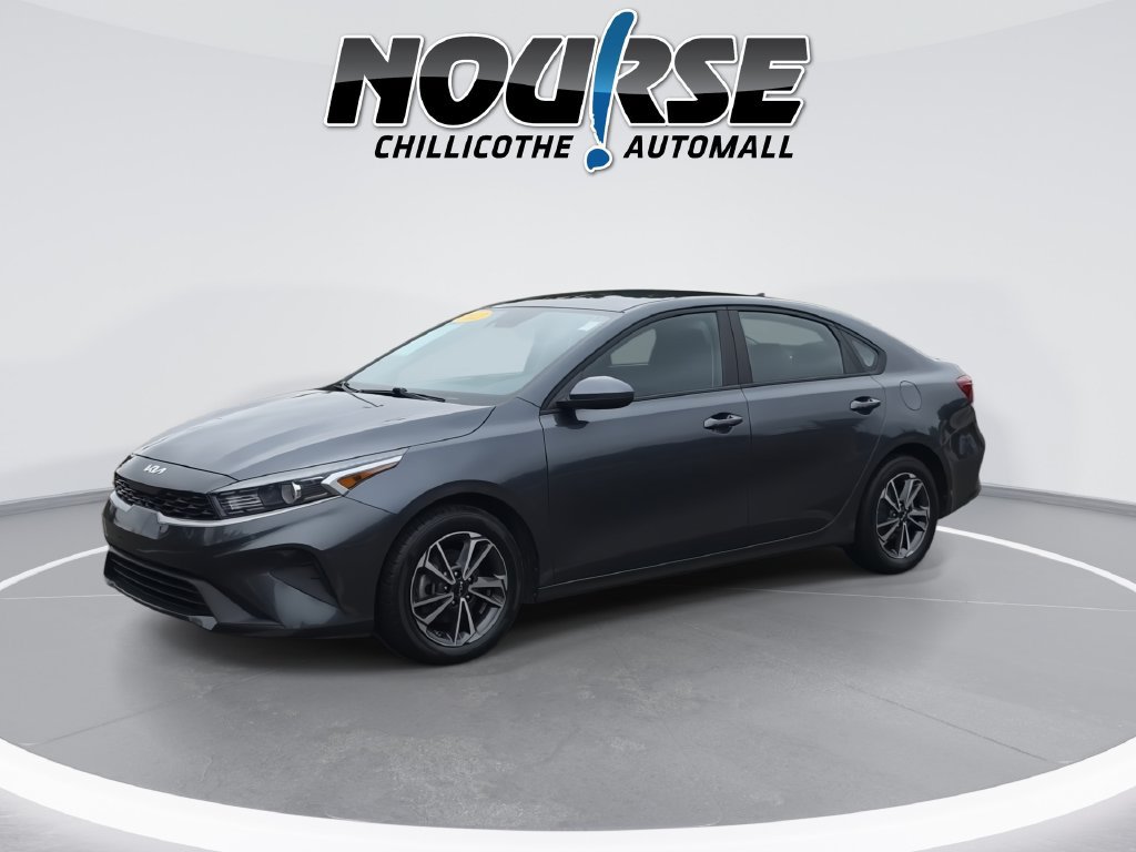 Used 2022 Kia Forte LXS FWD image 4