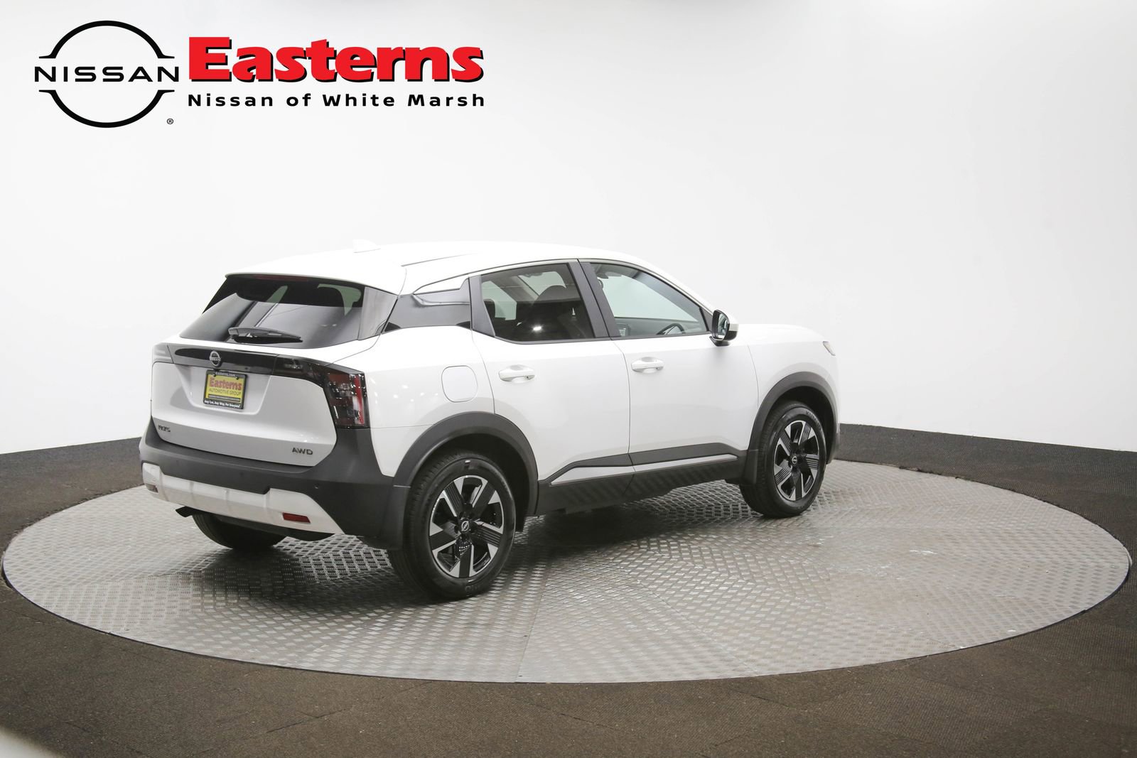 Used 2025 Nissan Kicks SV image 39
