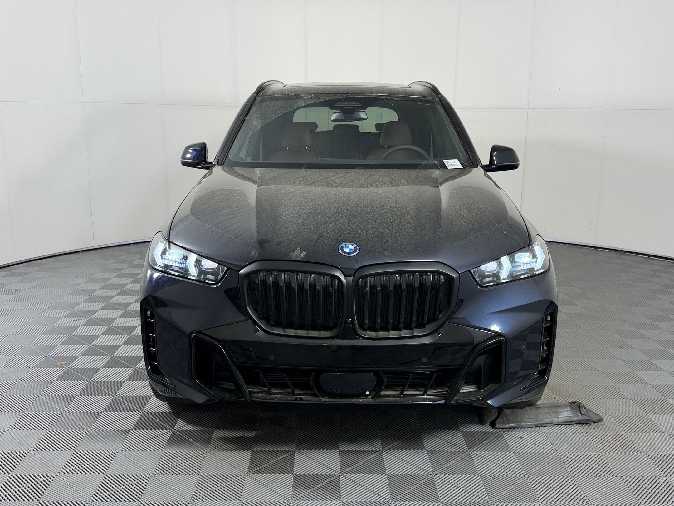 New 2026 BMW X5 xDrive50e w/ Executive Package image 6