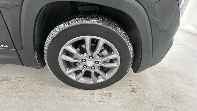 Used 2024 GMC Terrain SLT image 9