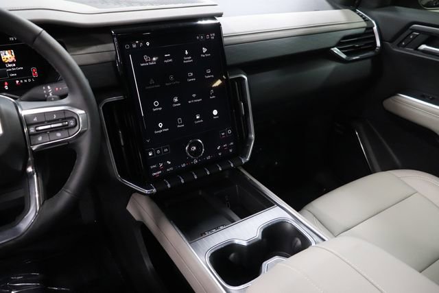 Used 2026 GMC Acadia Elevation w/ Elevation Premium Package FWD image 32