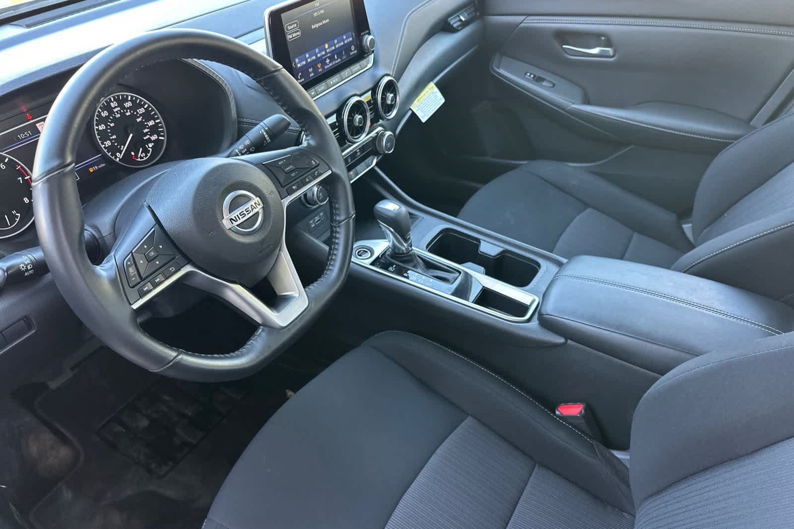 Used 2022 Nissan Sentra SV FWD image 14