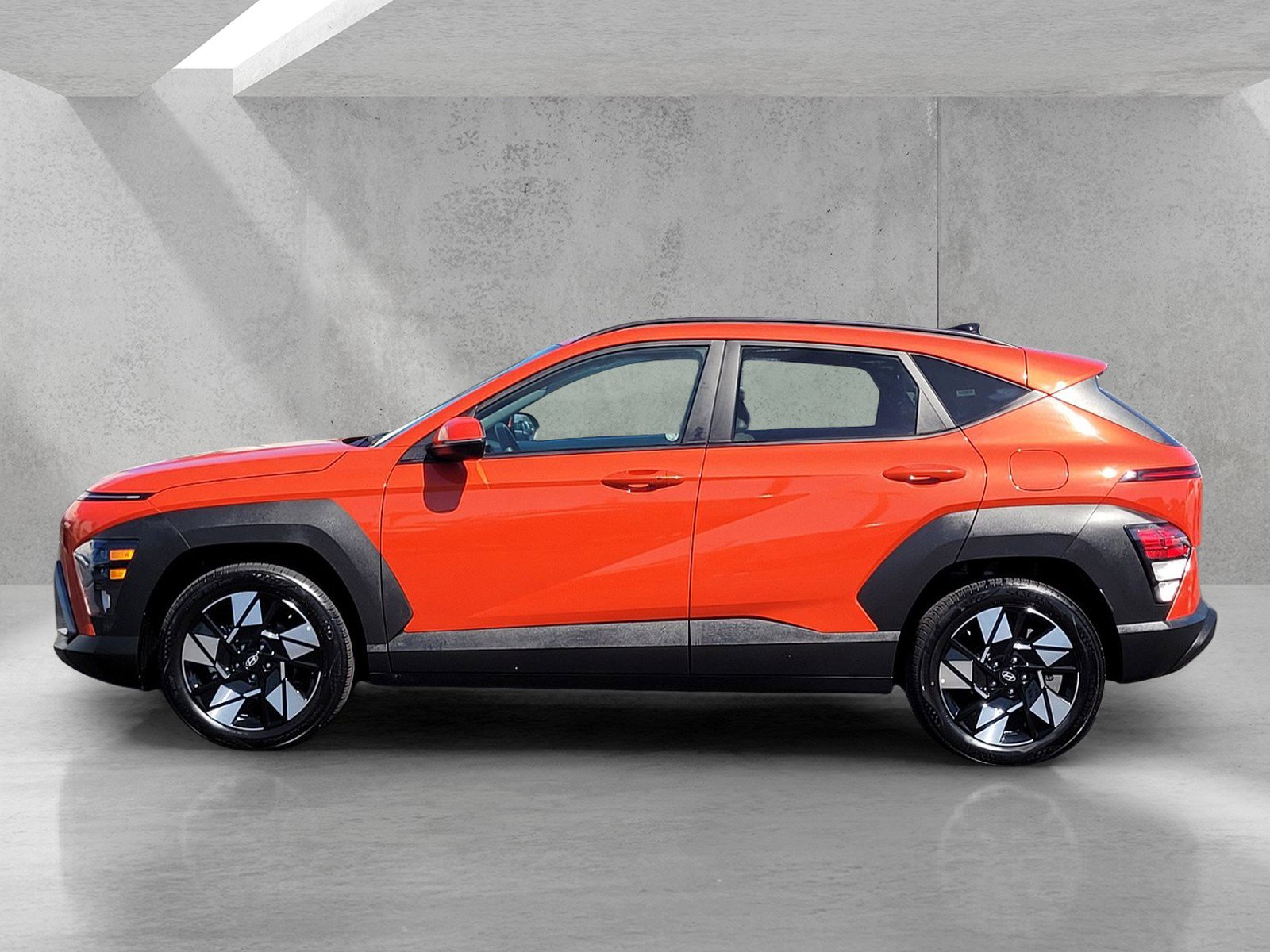 Used 2025 Hyundai Kona SEL FWD image 7