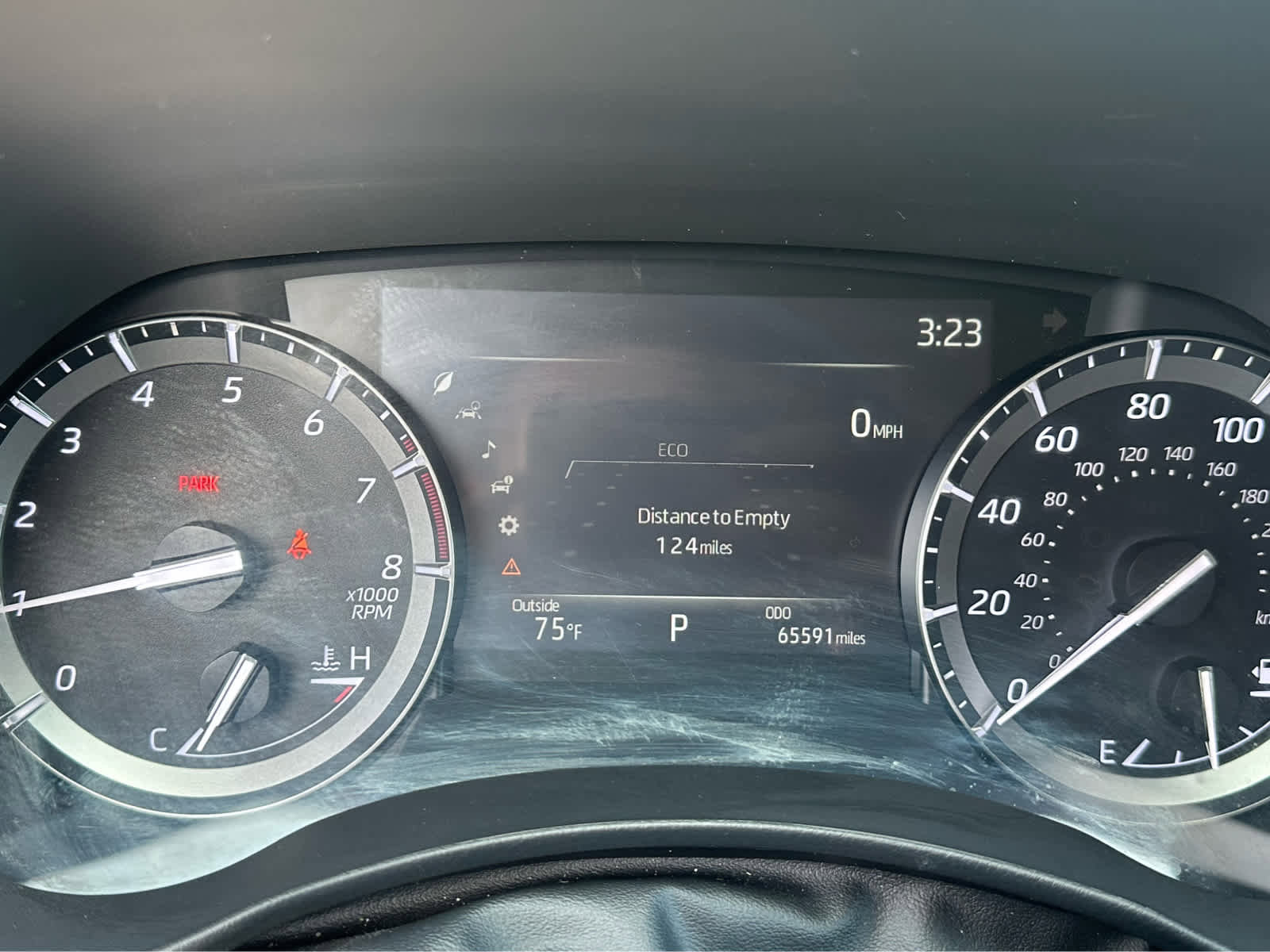 Used 2020 Toyota Highlander XLE AWD/4WD image 14