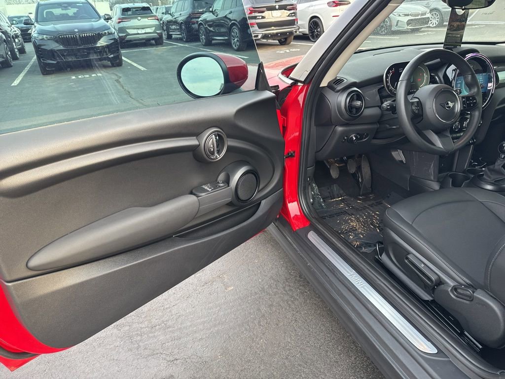 Certified 2024 MINI Cooper 2-Door Hardtop image 10