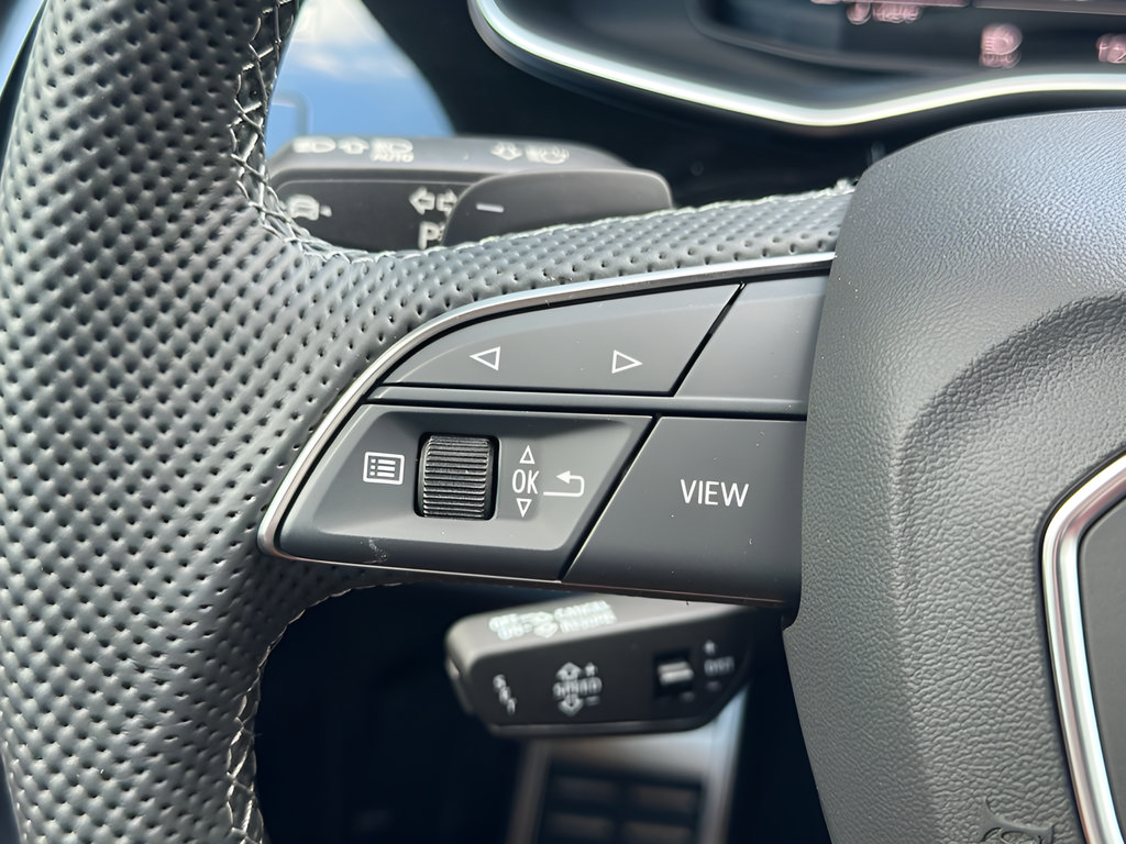 New 2026 Audi SQ8 Premium Plus AWD/4WD image 17