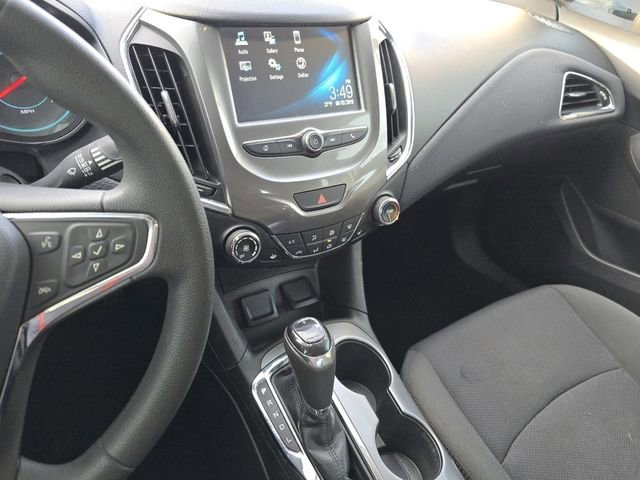Used 2017 Chevrolet Cruze LT w/ Convenience Package image 28