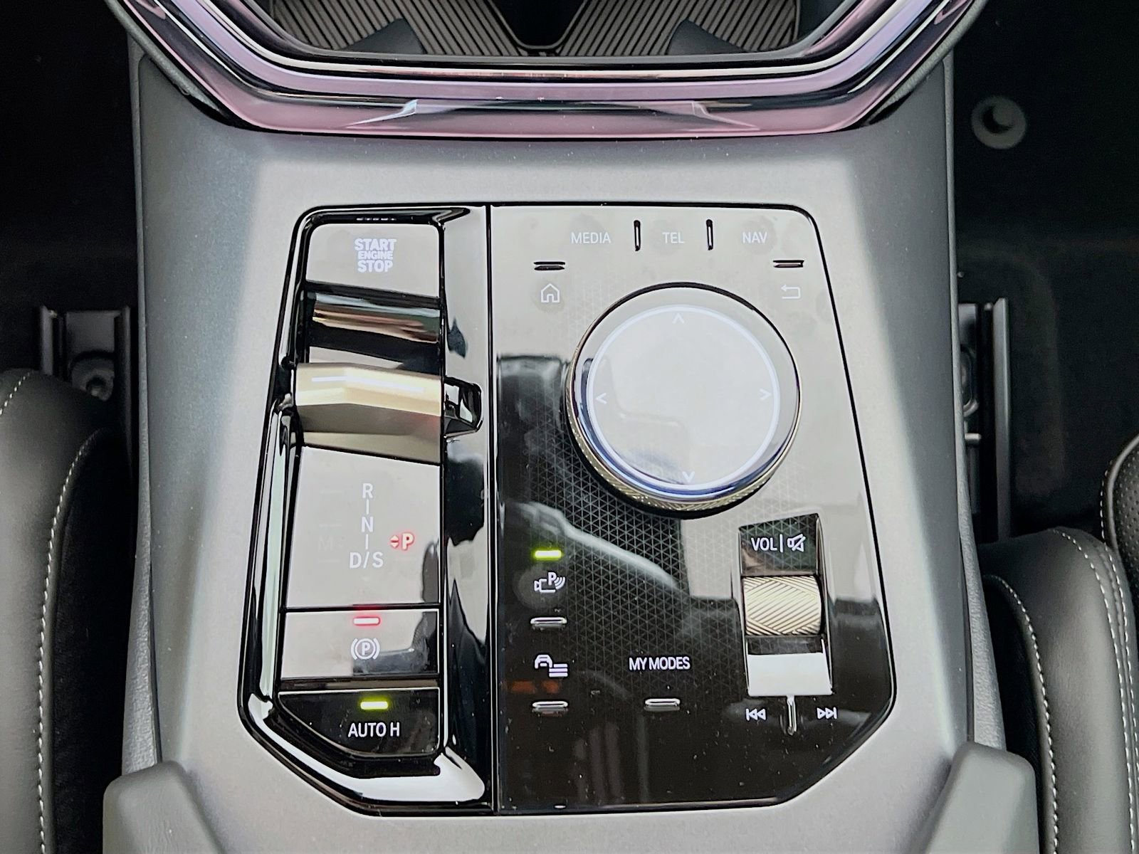 New 2025 BMW X3 xDrive30i w/ Premium Package image 19