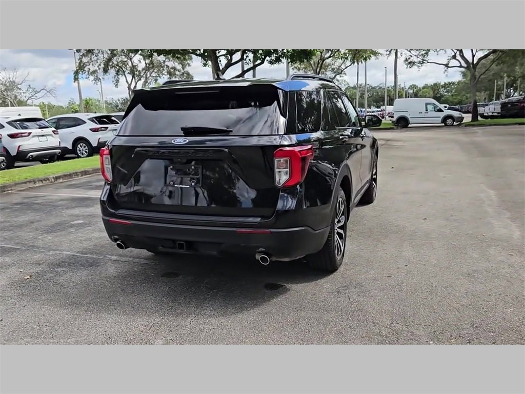 Used 2023 Ford Explorer ST-Line w/ Class IV Trailer Tow Package image 34