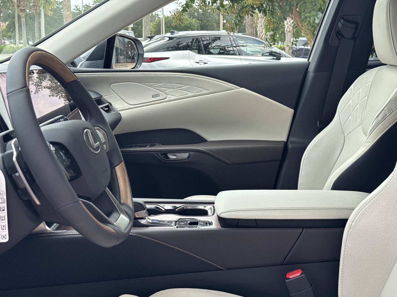 New 2026 Lexus RX 350 FWD image 13
