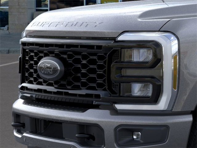 New 2026 Ford F250 Lariat w/ Black Appearance Package image 17