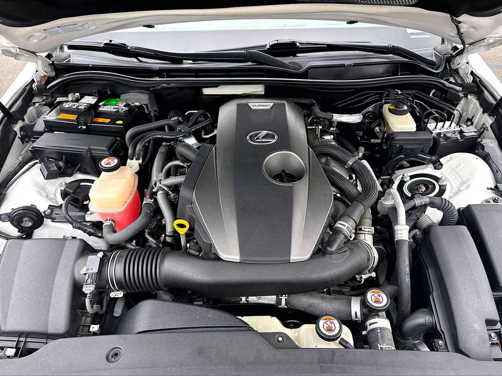 Used 2017 Lexus IS 200t RWD image 13