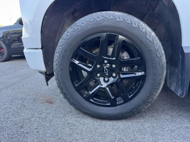 Used 2023 Chevrolet Silverado 1500 RST w/ Convenience Package II AWD/4WD image 12