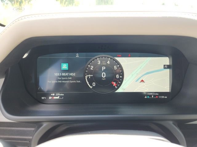 Used 2022 Land Rover Defender 110 X-Dynamic HSE image 30