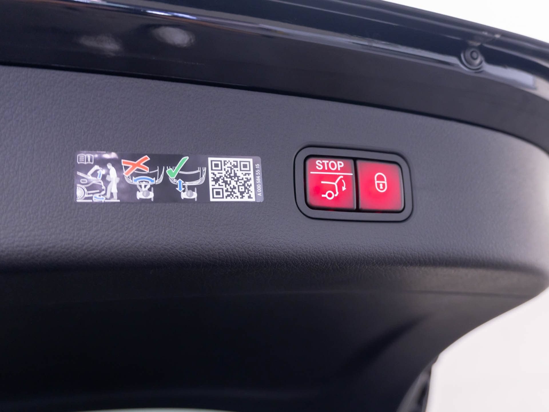 New 2027 Mercedes-Benz GLC 300 4MATIC image 36