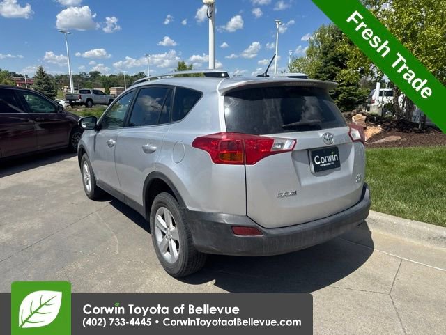 Used 2014 Toyota RAV4 XLE AWD/4WD image 6