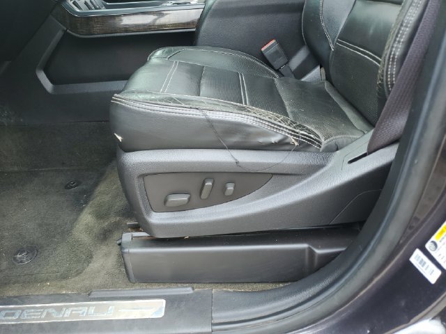 Used 2015 GMC Sierra 2500 Denali AWD/4WD image 22