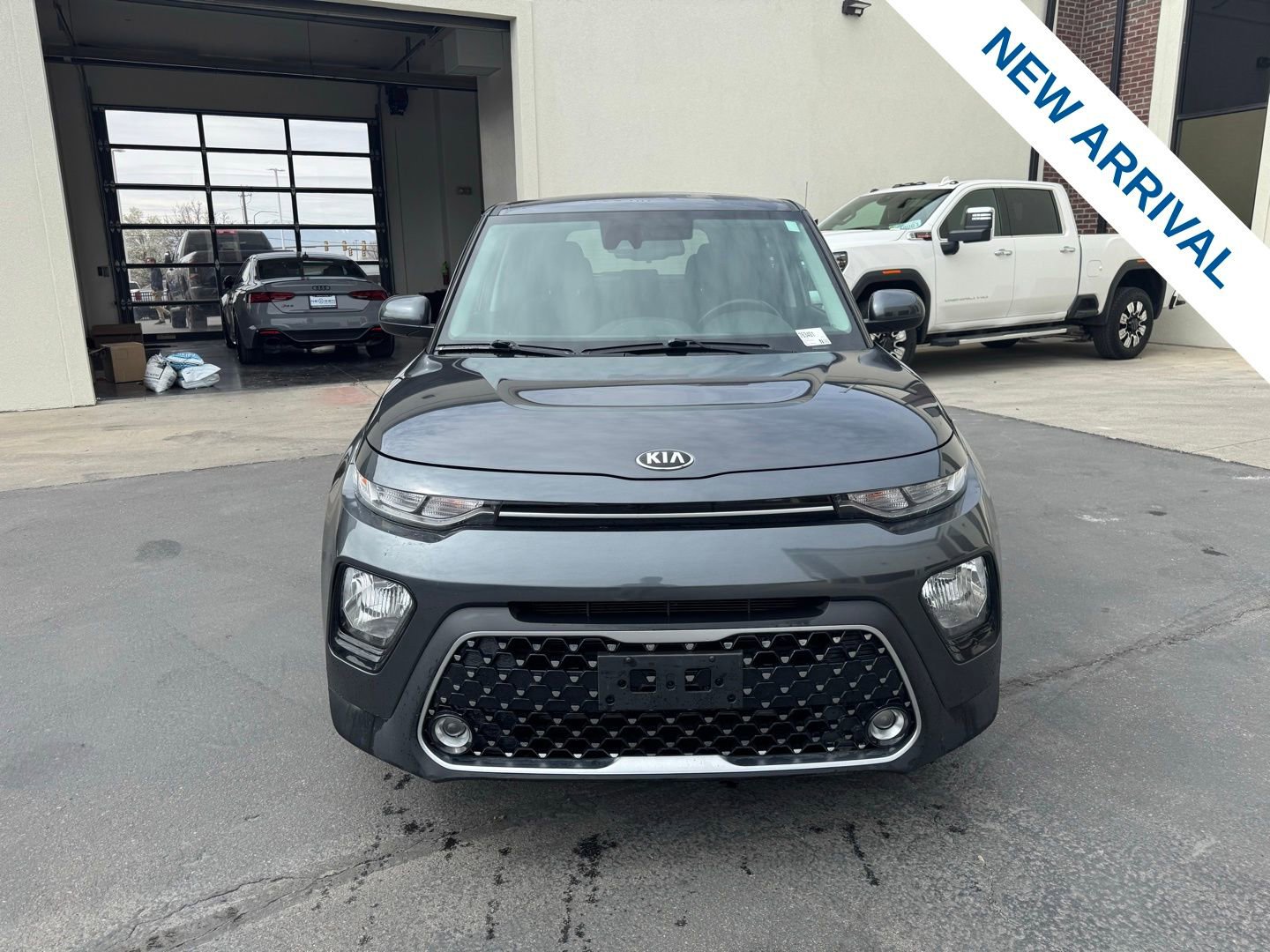 Used 2021 Kia Soul EX image 2