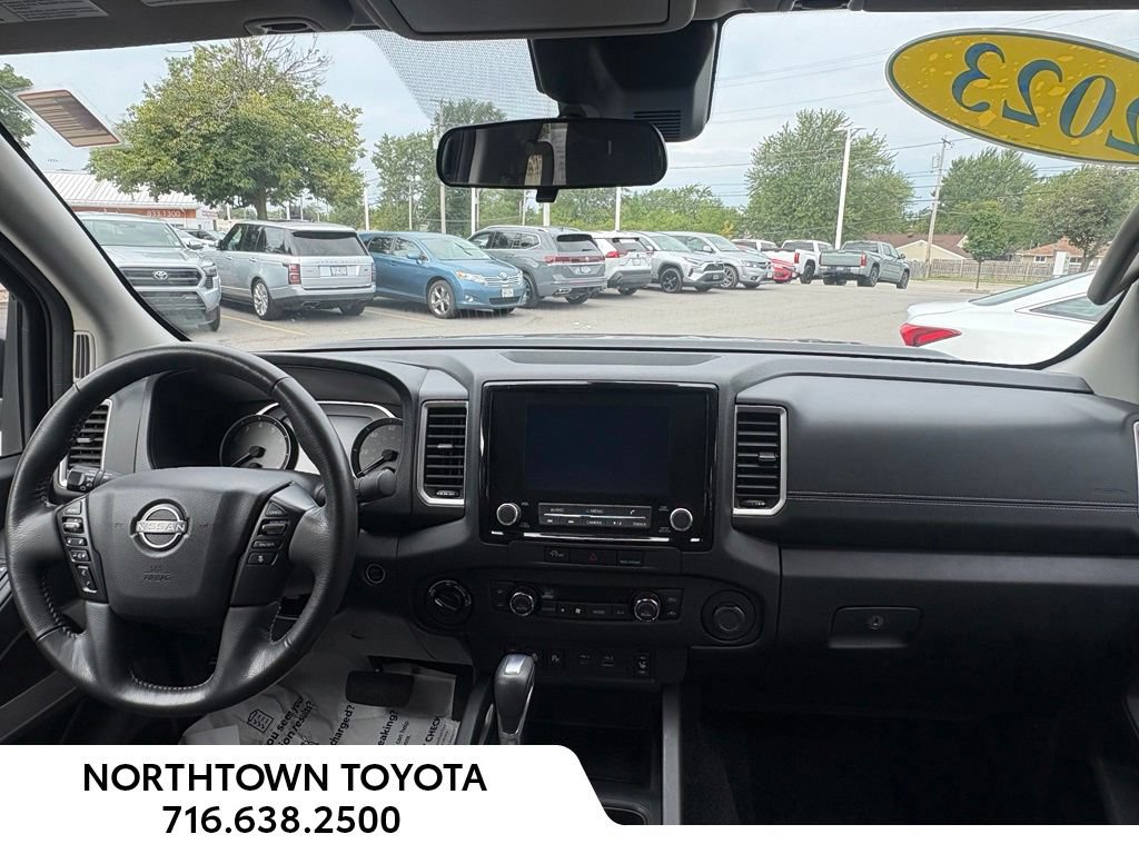 Used 2023 Nissan Frontier SV w/ SV Convenience Package AWD/4WD image 18