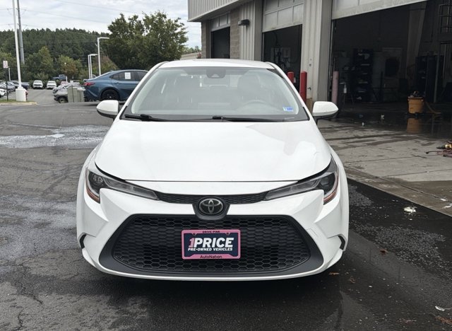 Used 2020 Toyota Corolla LE FWD video 2