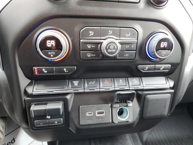 Used 2022 Chevrolet Silverado 2500 LT w/ Convenience Package image 43